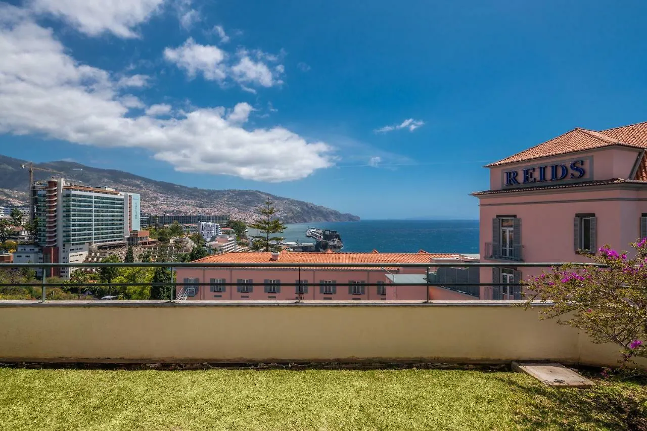 Miramar Apartment With Pool By Hr Madeira Funchal